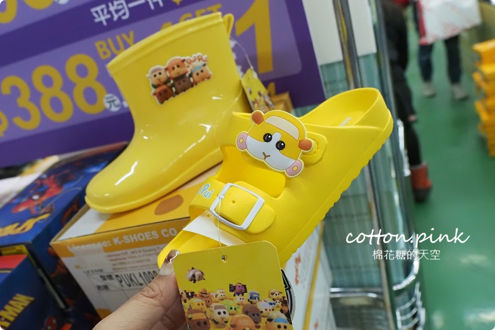過年新鞋搶先買！休閒鞋百元有找~台中在地鞋廠開倉買一送一爆人潮
