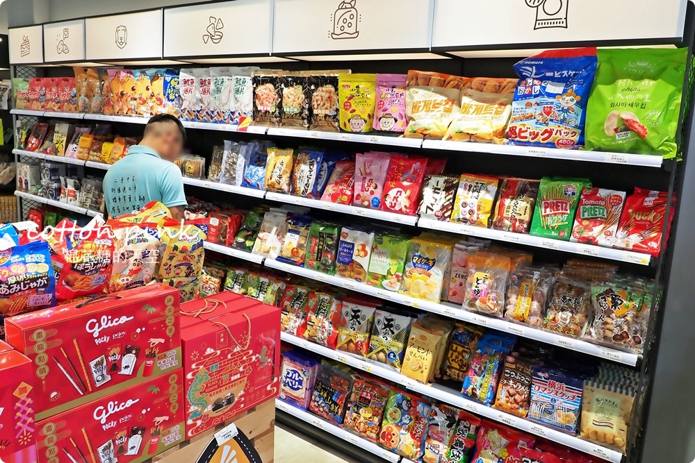 進口糖果餅乾柑仔店就在這兒！小吃貨進口零食拿考卷還能換糖果～
