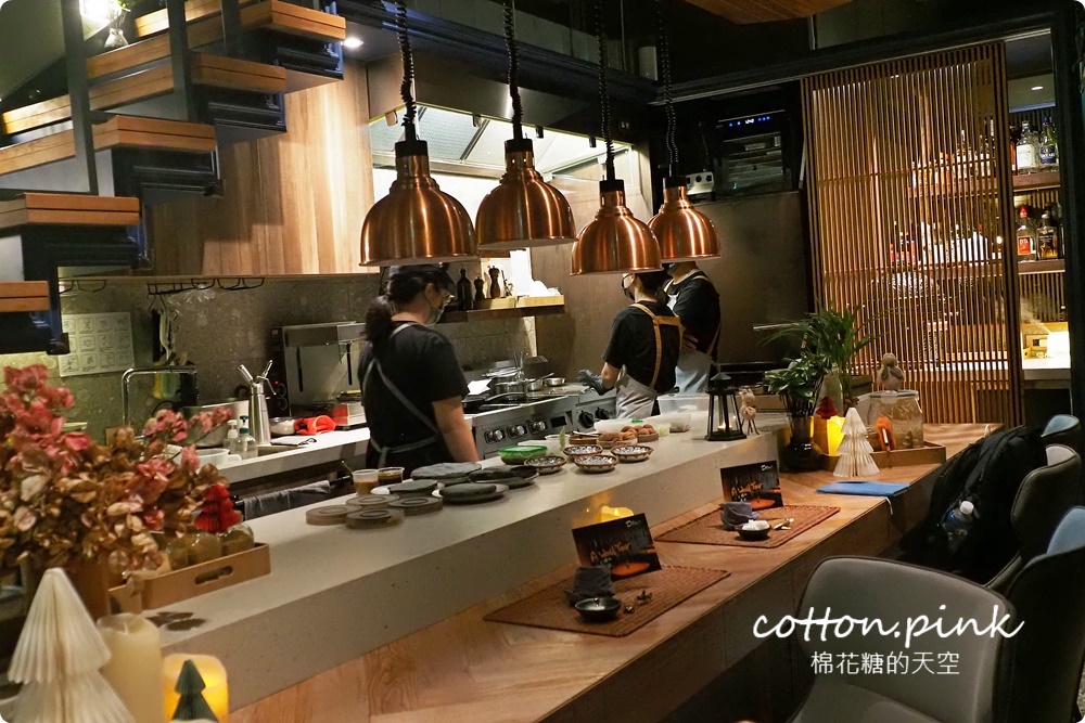 台中非典型無菜單料理|露餐廳帶你用味蕾環遊世界~Dew-chef’s wine and gourmet