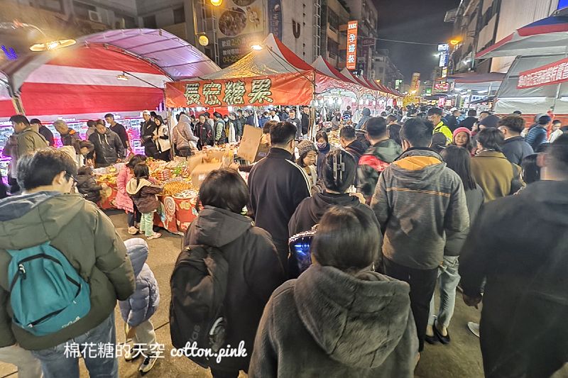 天津路年貨大街開跑啦！首週開跑就爆人潮~根本小紅書美食大集合