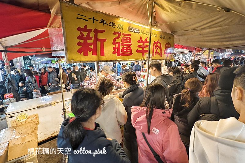 天津路年貨大街開跑啦！首週開跑就爆人潮~根本小紅書美食大集合
