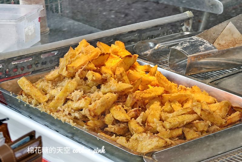 台中北屯大坑必吃香酥杏鮑菇-甜Q坊一週只開三天，登山步道週邊排隊美食