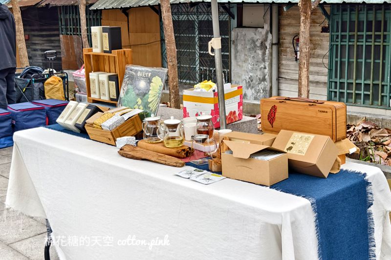 小蝸牛市集這週超隱密！藏在大樓裡的儒考棚也很有看頭