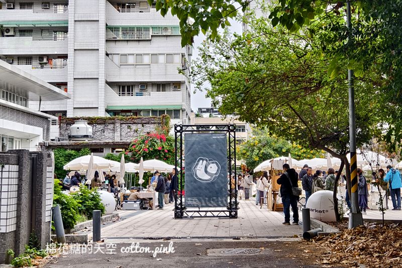 小蝸牛市集這週超隱密！藏在大樓裡的儒考棚也很有看頭