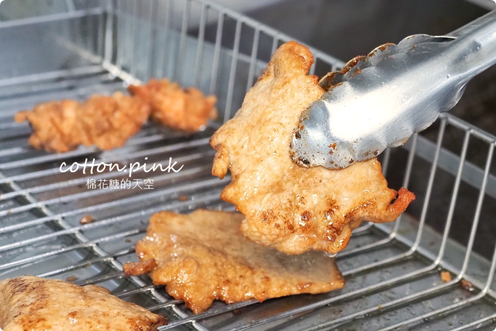 台中健康餐盒推薦-咕蔬搖便當八種配菜超好料！滿額法國麵包免費送