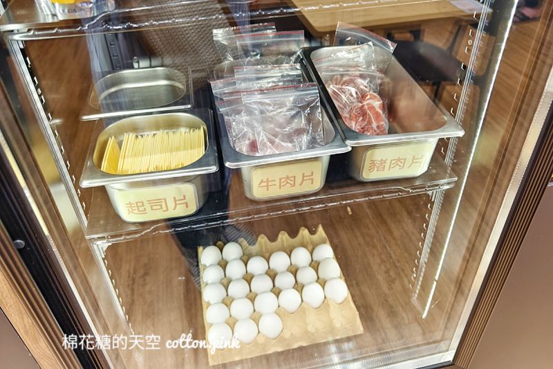 台中逢甲附近也有無人拉麵店!24小時營業~超過十款韓國泡麵大集合