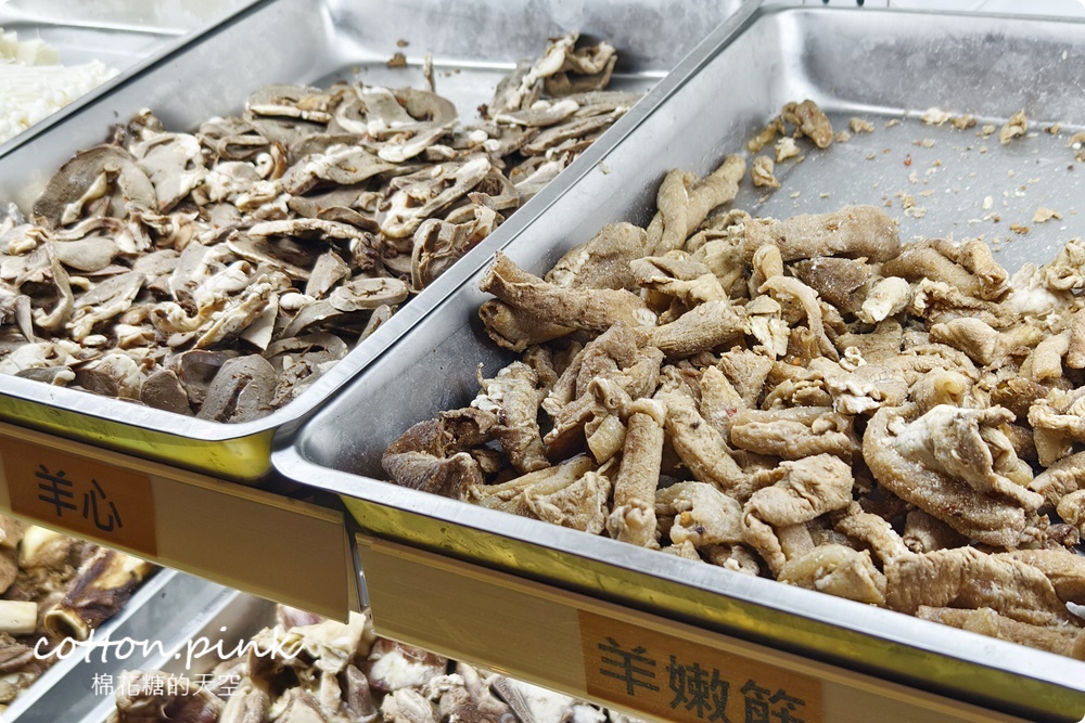 台中羊肉爐吃到飽-耀武羊威自助吧提供七種羊部位！聚餐還有VIP包廂