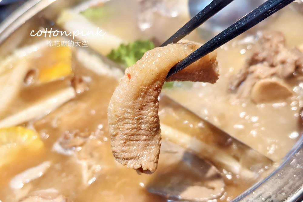 台中羊肉爐吃到飽-耀武羊威自助吧提供七種羊部位！聚餐還有VIP包廂