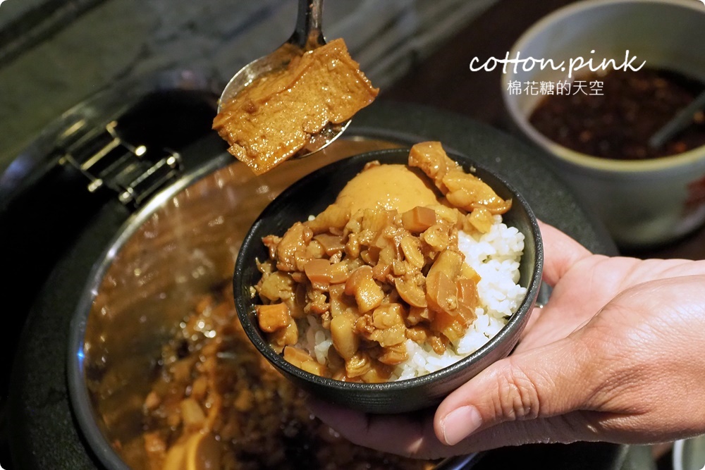 台中羊肉爐吃到飽-耀武羊威自助吧提供七種羊部位！聚餐還有VIP包廂