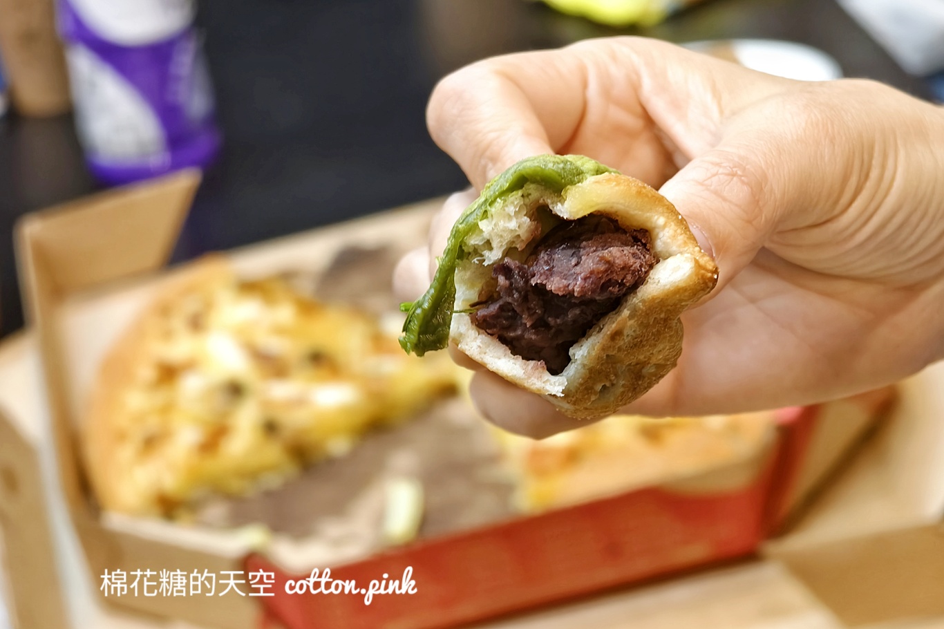 草仔龜披薩你吃過了嗎？其實分開吃CP值蠻高的咧～