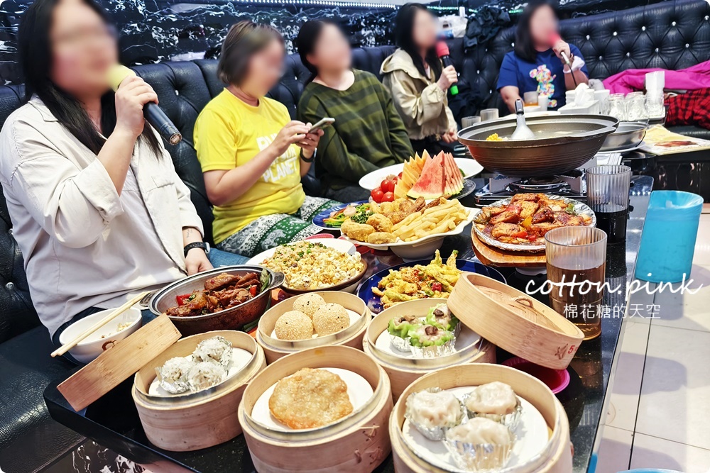 台中KTV老店-阿拉丁KTV崇德店熱炒菜色選擇多！主題包廂儀式感滿滿