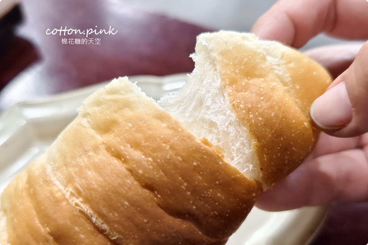 台中沙鹿超隱密咖啡廳布丁好好味！阜咖啡藏在小巷裡