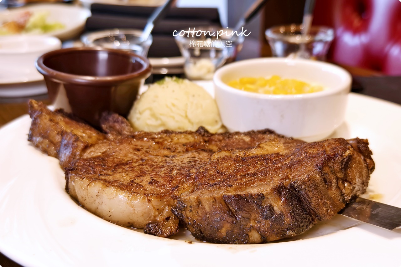 台中牛排|傑克兄弟牛排館就在公益路!獨家黑麥麵包吃到飽.復古遊戲機免費玩