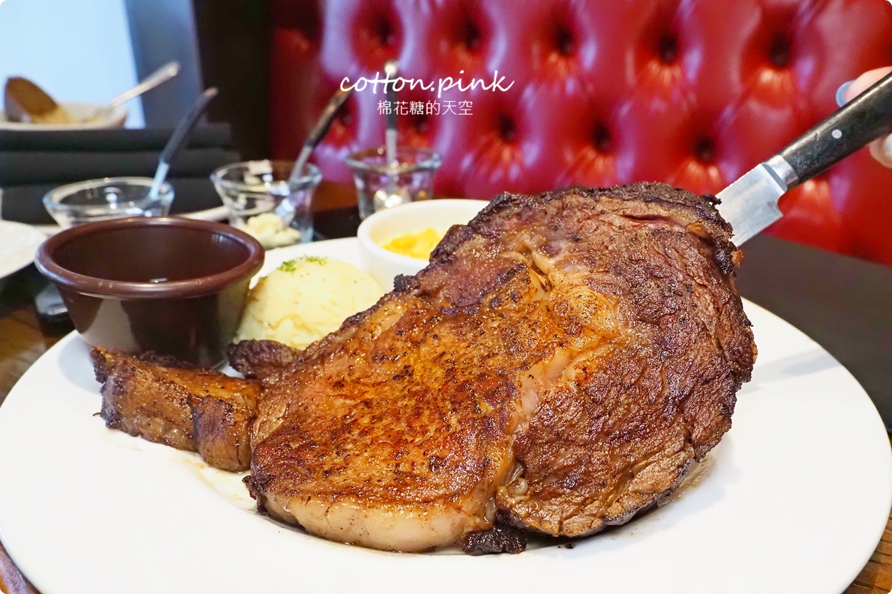 台中牛排|傑克兄弟牛排館就在公益路!獨家黑麥麵包吃到飽.復古遊戲機免費玩