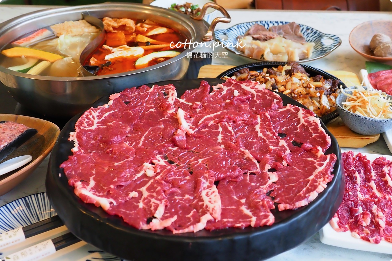台中也吃得到溫體牛肉火鍋啦!森鄰鍋物美得不輸網美咖啡廳耶 台中也吃得到溫體牛肉火鍋啦!森鄰鍋物美得不輸網美咖啡廳耶