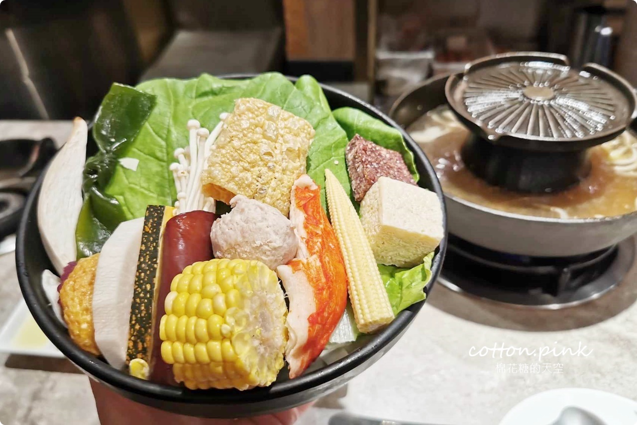 台中萬客什鍋創始漢口店限定-火烤兩吃石鍋有點......