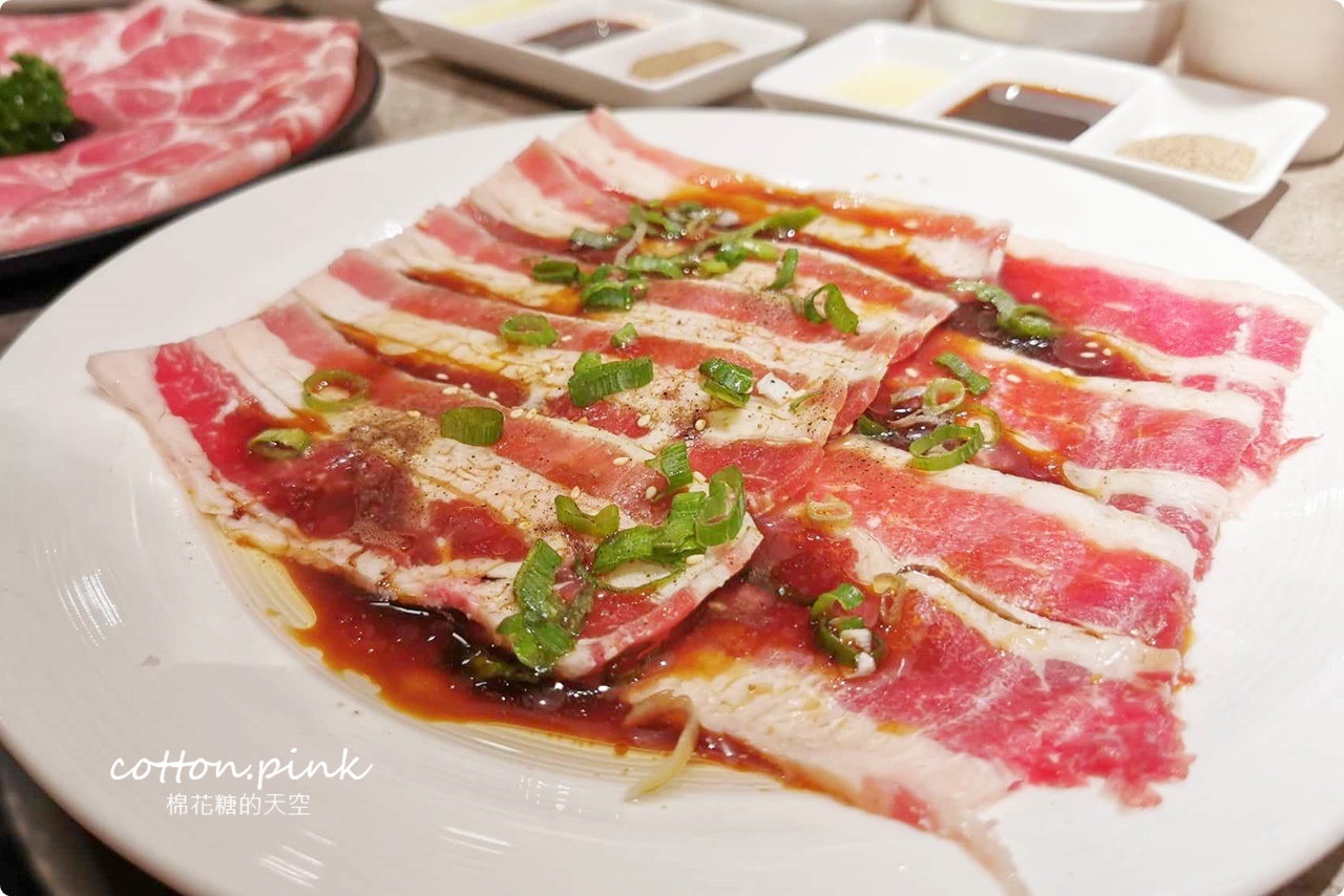 台中萬客什鍋創始漢口店限定-火烤兩吃石鍋有點......