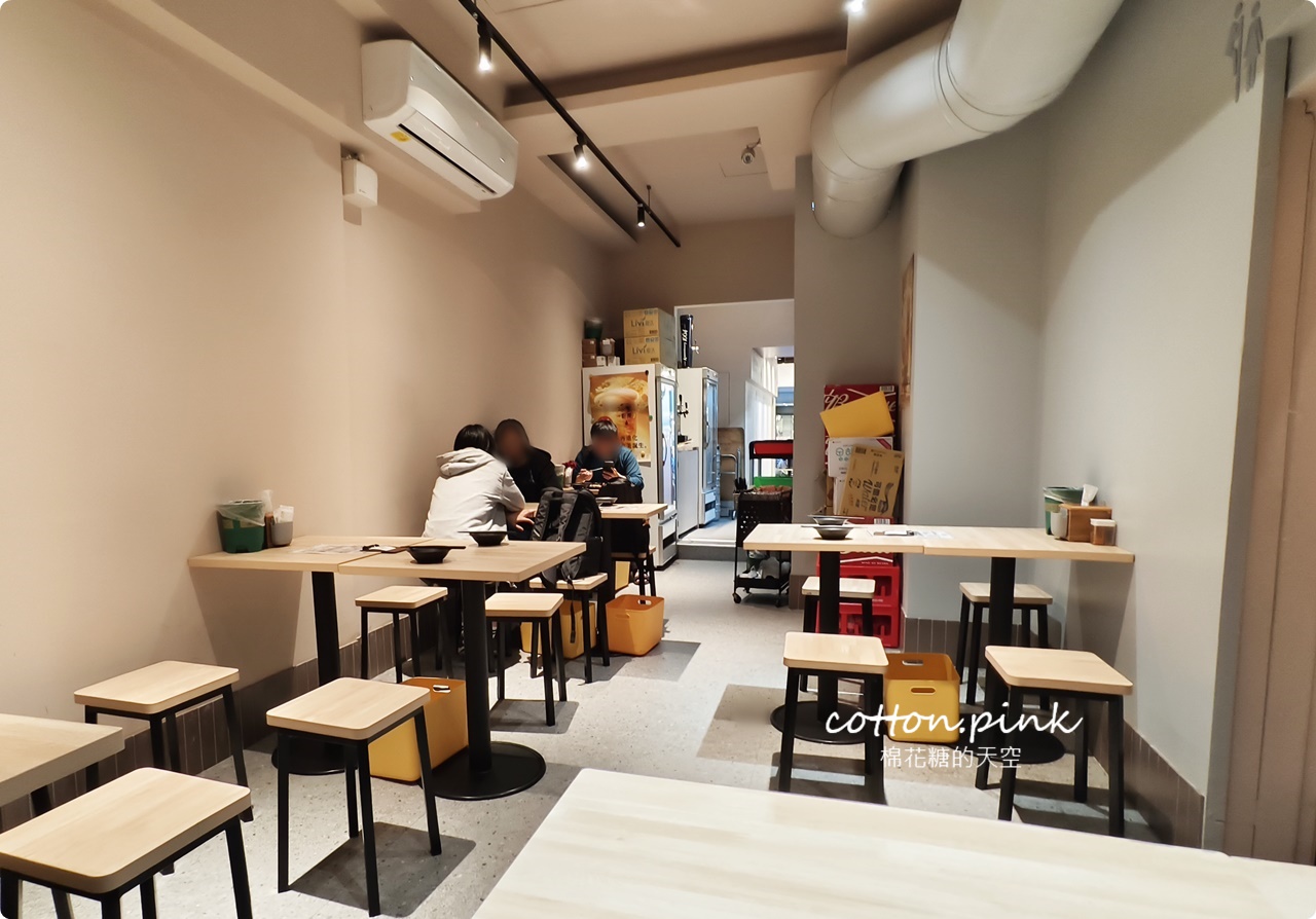 台中逢甲夜市串燒店大升級!柒息地居酒屋增加內用座位區~菜單選擇更多了