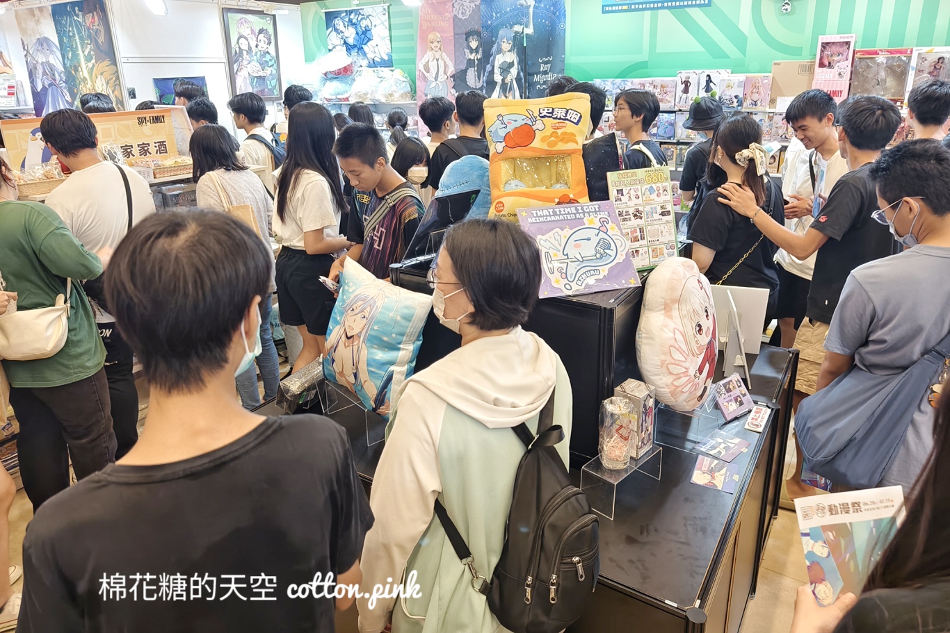 翻轉動漫祭2024開展第一天就爆人潮！巨大安妮亞、彭德超好拍