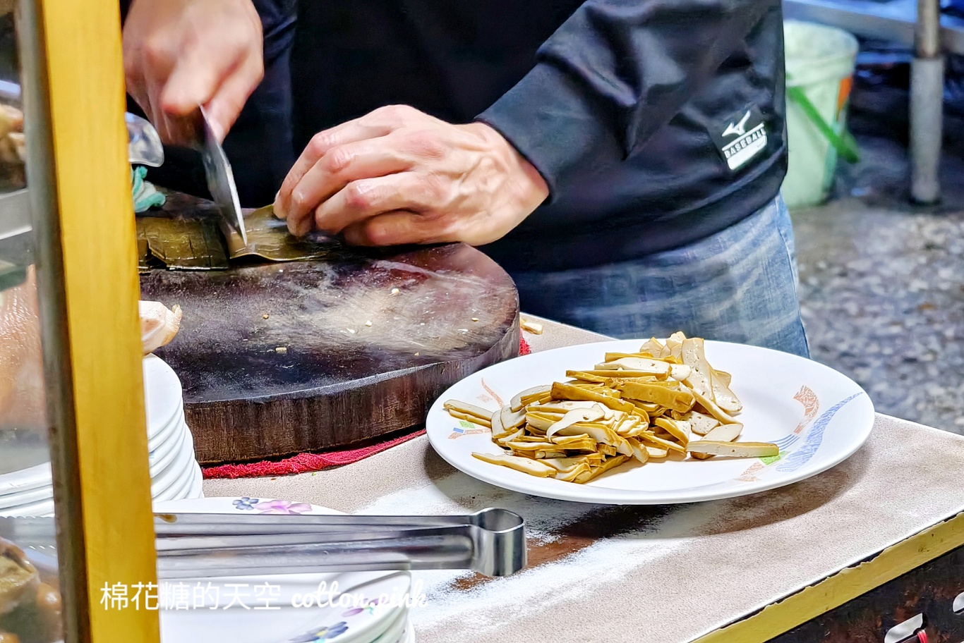 一開門就排隊！美蓁小吃店雖然是麵攤但滷味超厲害！