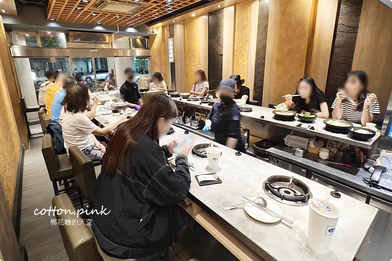 台中萬客什鍋創始漢口店限定-火烤兩吃石鍋有點……