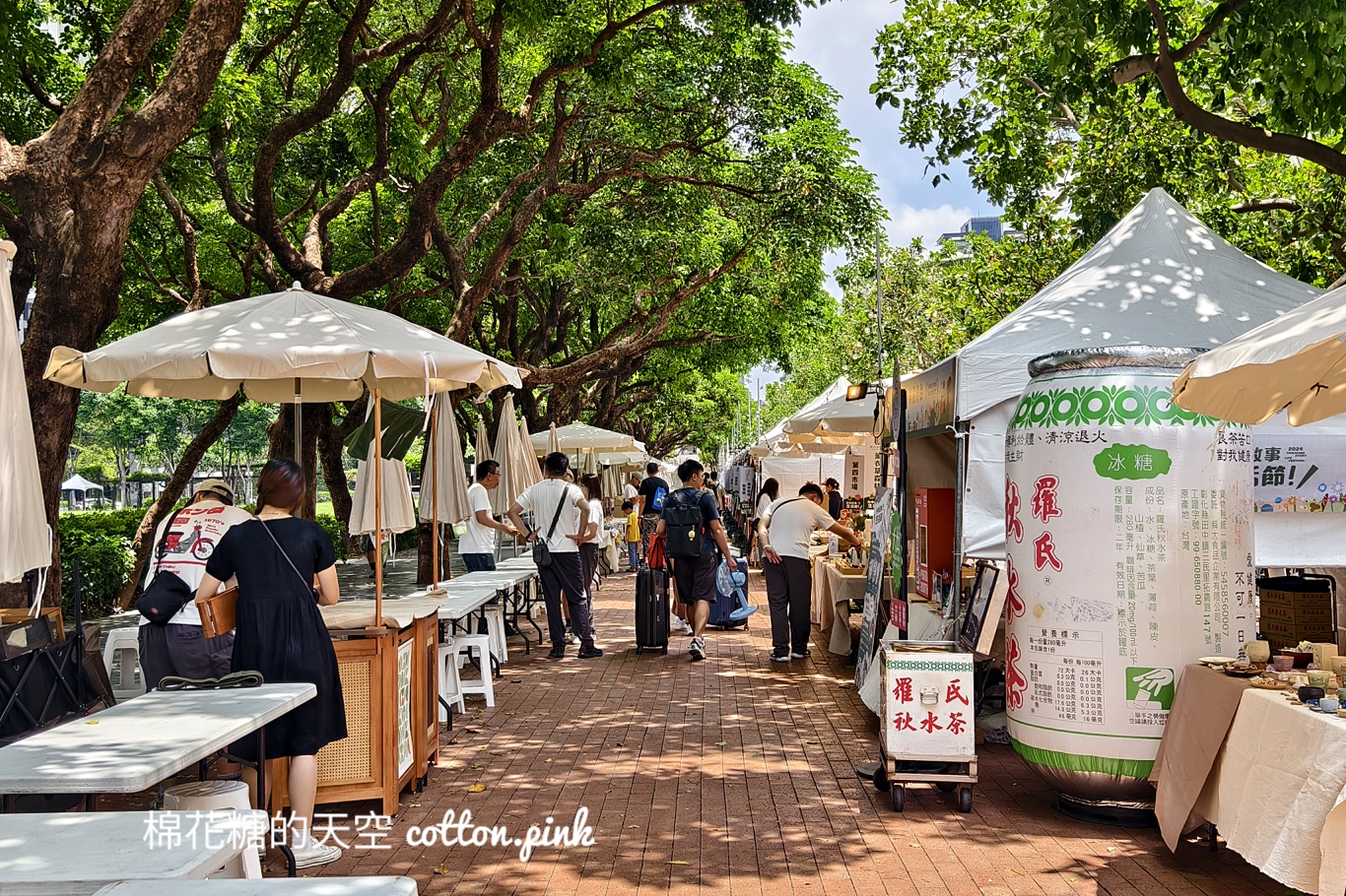 只有兩天！台中故事生活節市集攤位超多，晚上也可以逛市集唷～