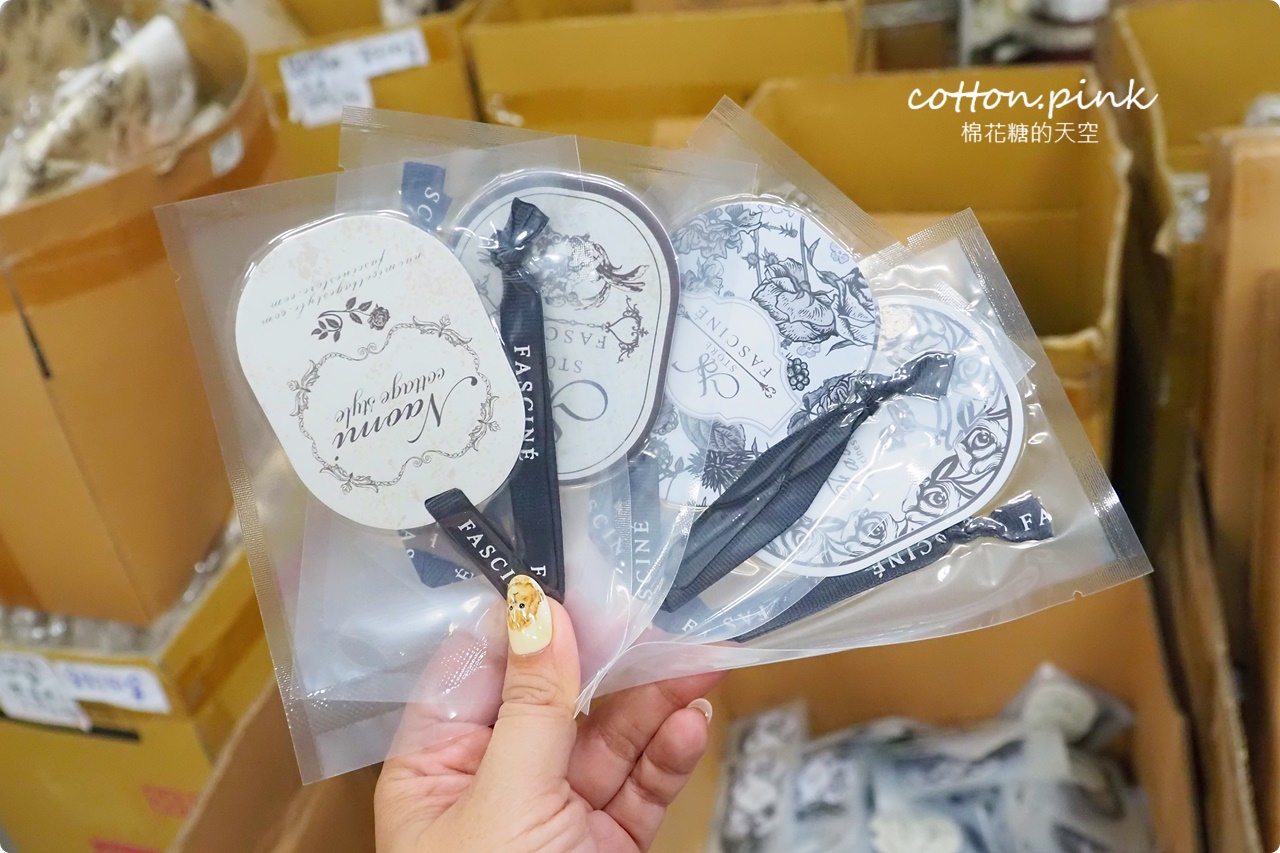 夢幻居家用品大賣場就在台中大里!拿額米藏在小路鐵皮倉庫裡