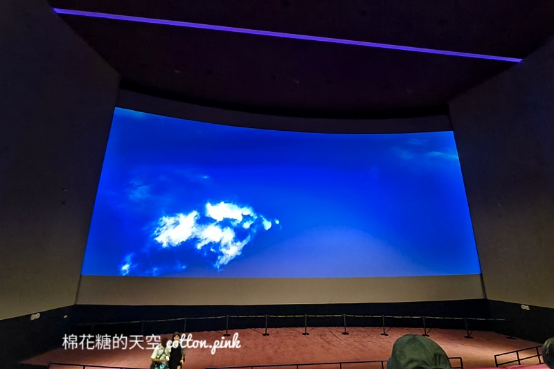 秀泰影城最新screen X原來是這樣！270度螢幕看電影建議坐這排