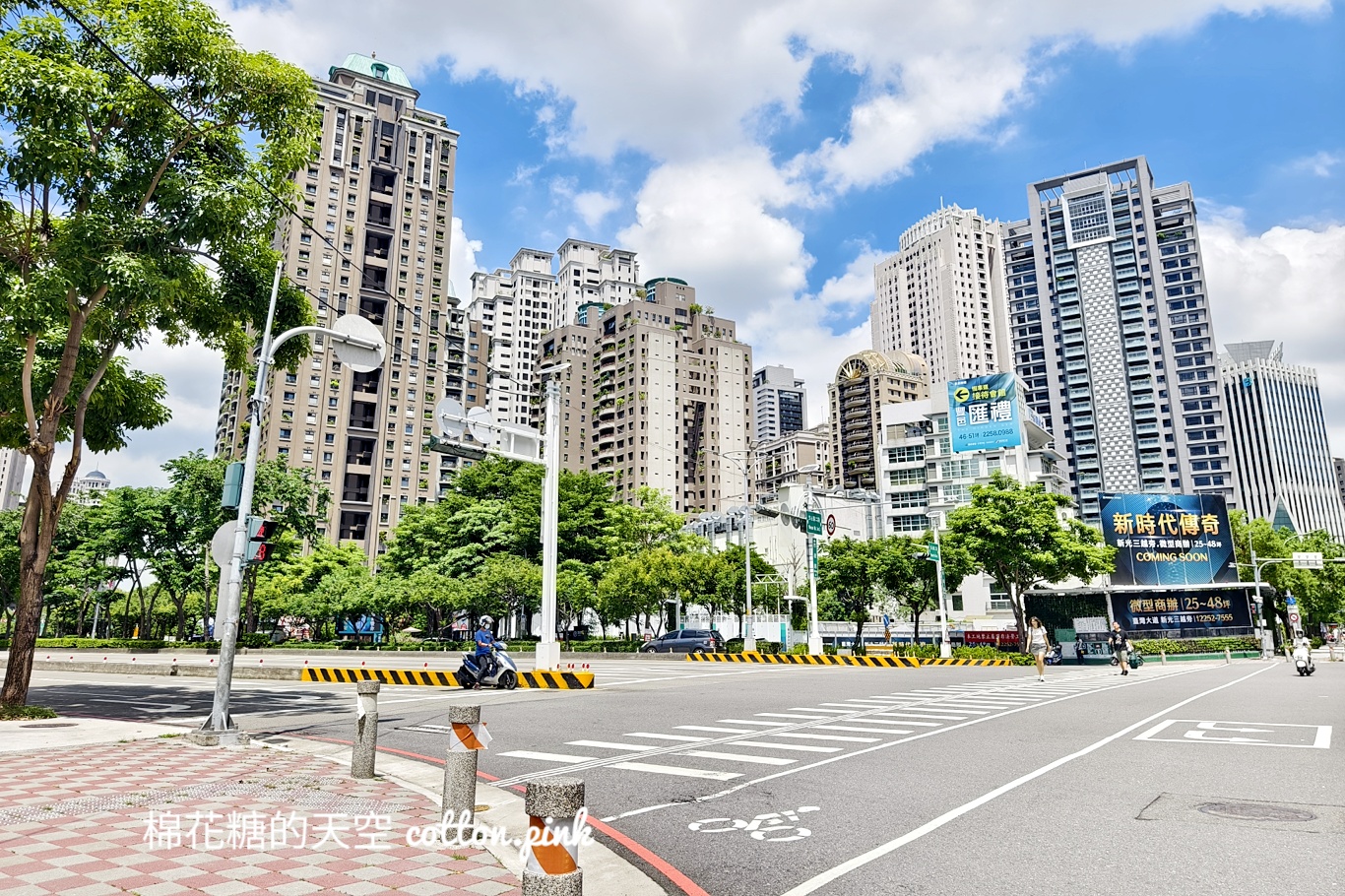 全台首度一級方程式賽車展演在台中!買不到票這裡還有轉播～