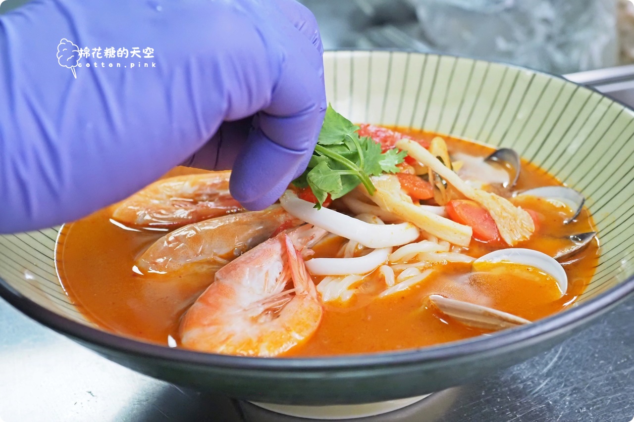 台中泰式料理超人氣大城享泰食最新分店開幕啦！商業午餐也太划算了吧
