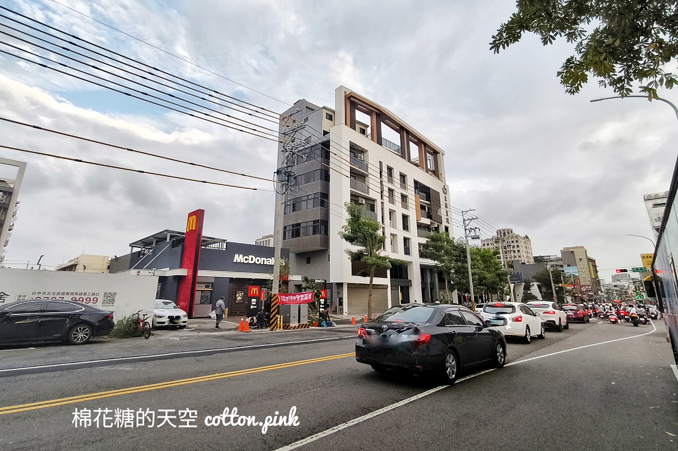 台中逢甲週邊最新麥當勞即將開幕~設有得來速點餐更方便