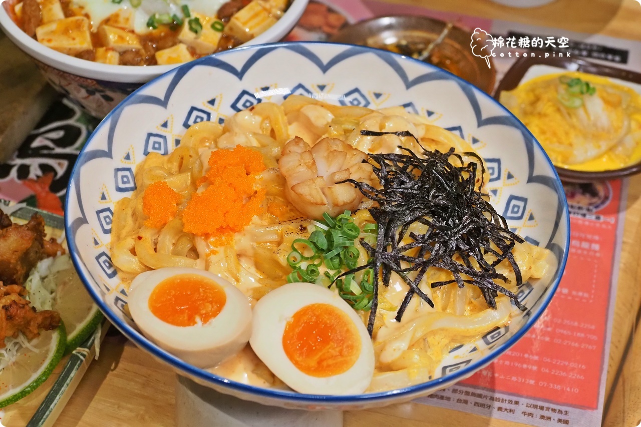 中友百貨旁小小麥烏龍麵專賣一中店日式氛圍滿滿!用餐區升級吃起來
