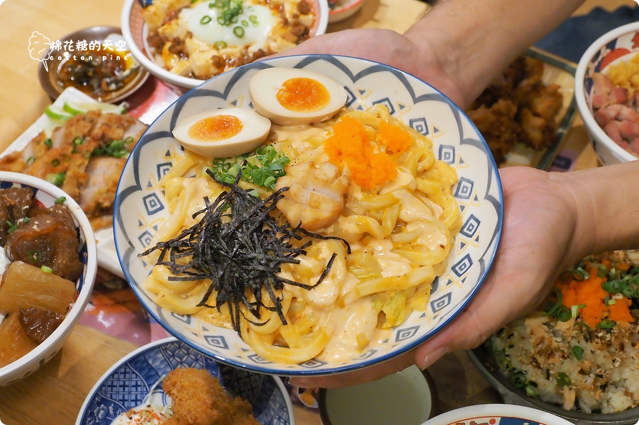 中友百貨旁小小麥烏龍麵專賣一中店日式氛圍滿滿!用餐區升級吃起來