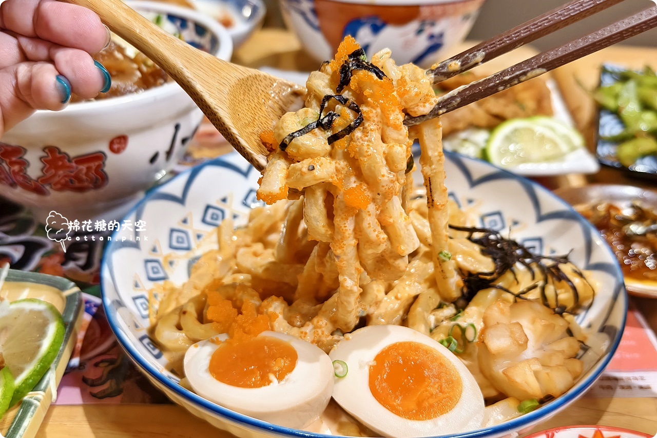 中友百貨旁小小麥烏龍麵專賣一中店日式氛圍滿滿!用餐區升級吃起來