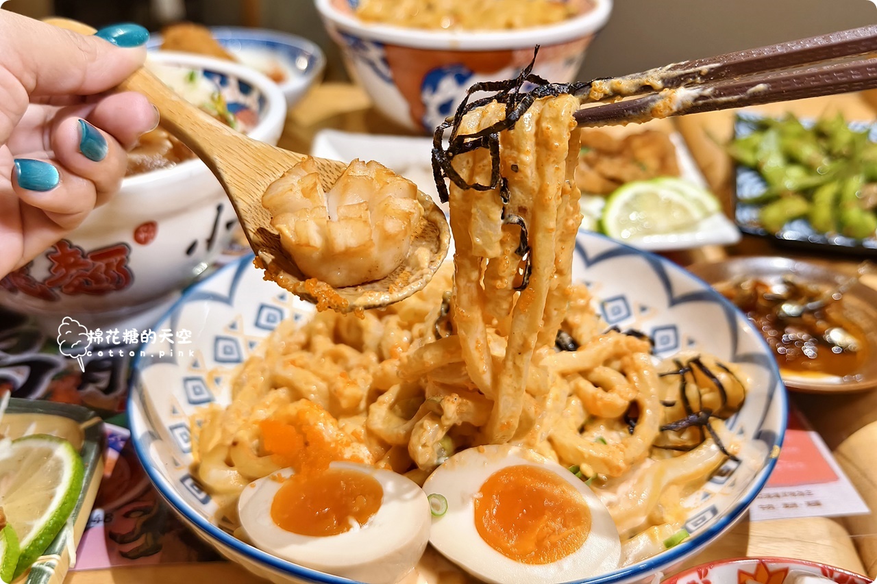 中友百貨旁小小麥烏龍麵專賣一中店日式氛圍滿滿!用餐區升級吃起來