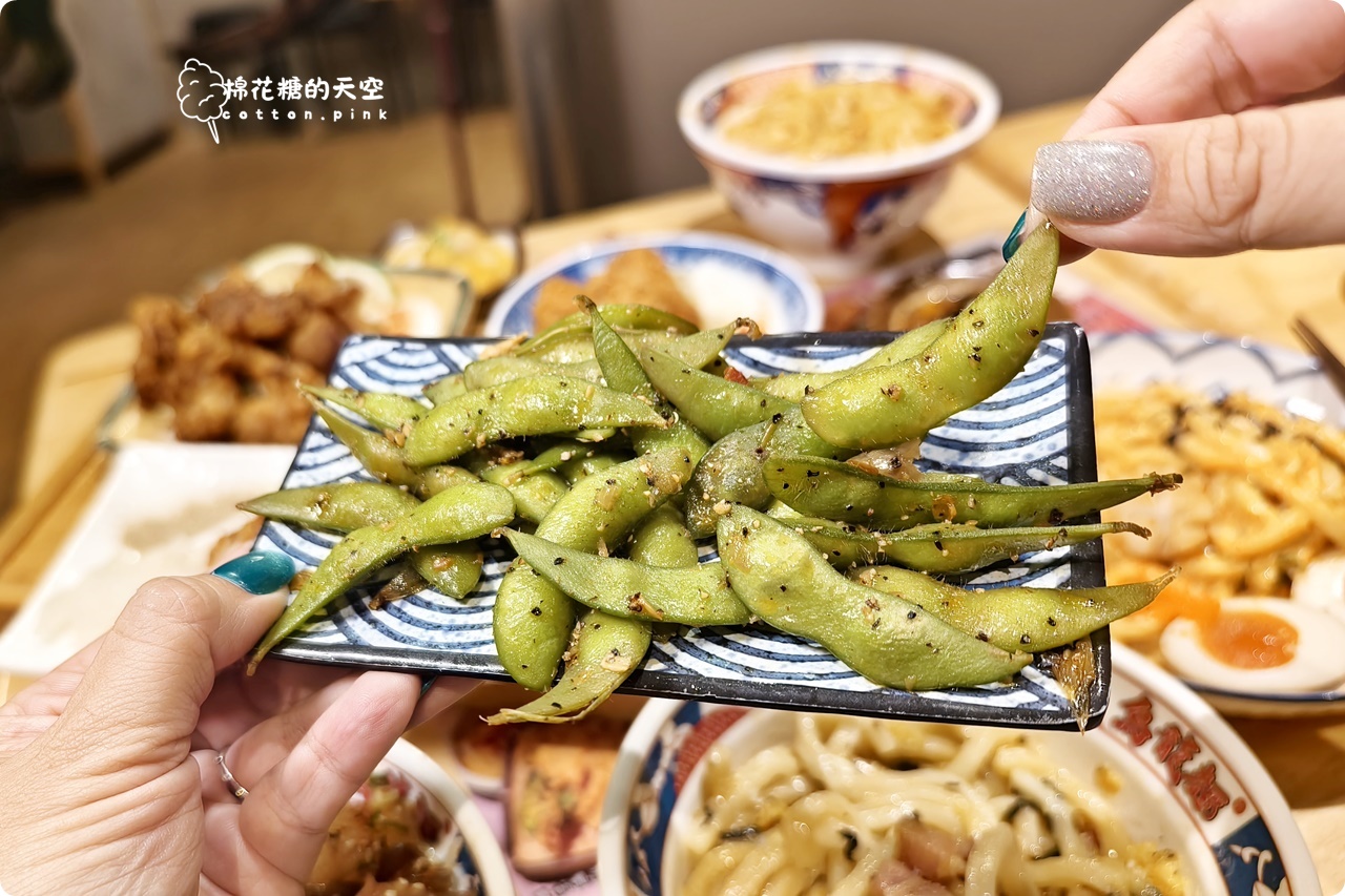 中友百貨旁小小麥烏龍麵專賣一中店日式氛圍滿滿!用餐區升級吃起來
