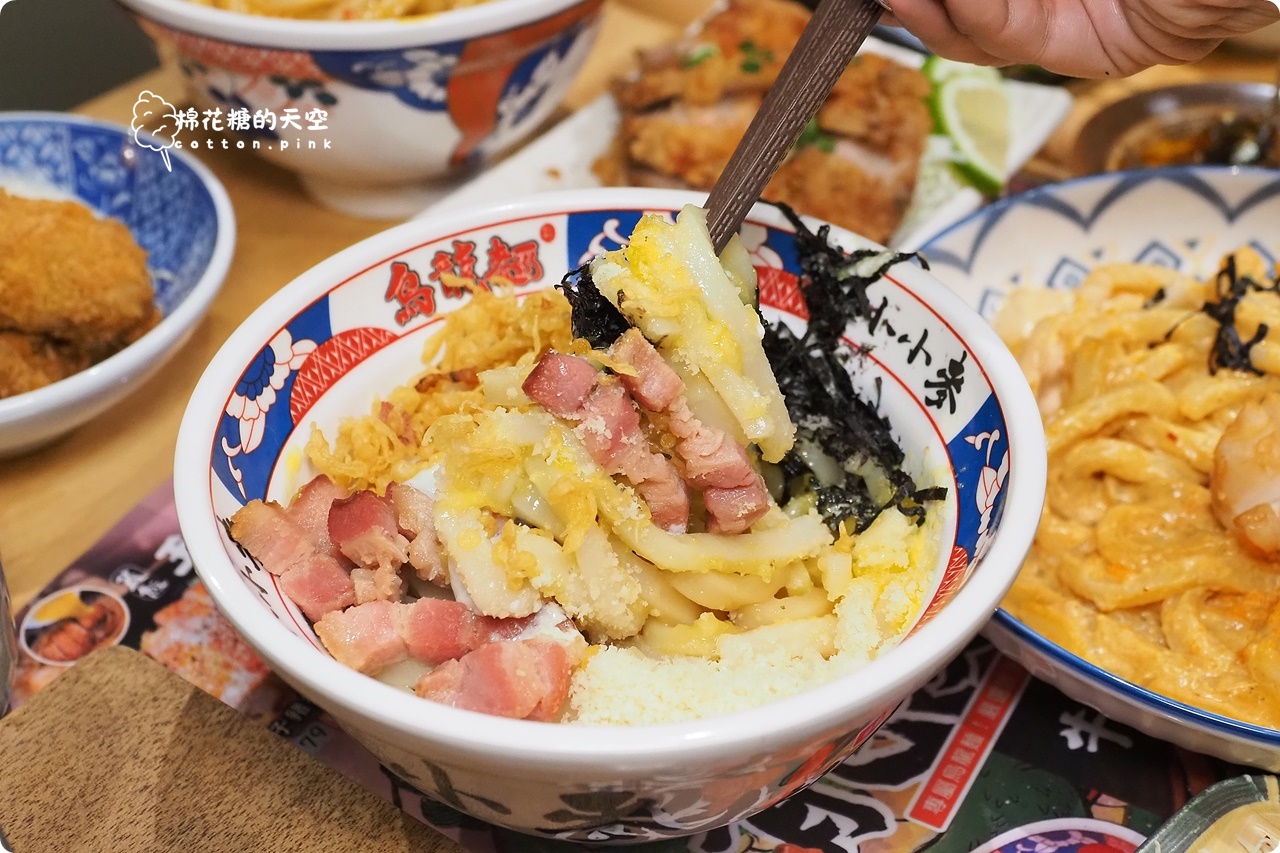 中友百貨旁小小麥烏龍麵專賣一中店日式氛圍滿滿!用餐區升級吃起來
