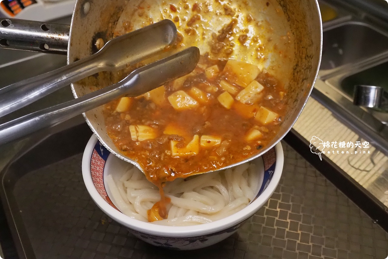 中友百貨旁小小麥烏龍麵專賣一中店日式氛圍滿滿!用餐區升級吃起來
