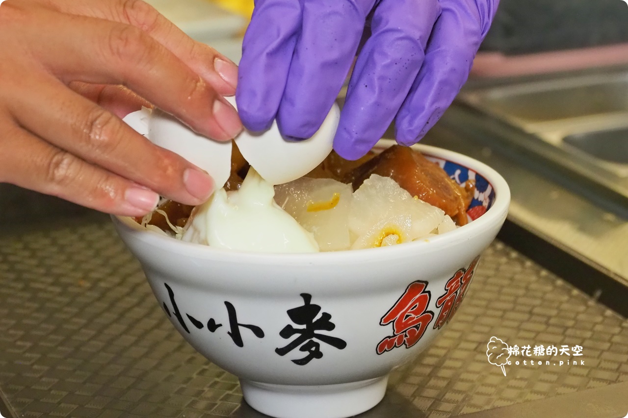 中友百貨旁小小麥烏龍麵專賣一中店日式氛圍滿滿!用餐區升級吃起來