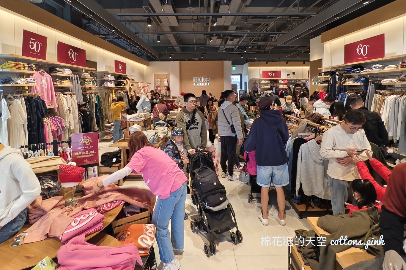折扣多多~三井outlet ROOTS專櫃最低三折多件再折扣