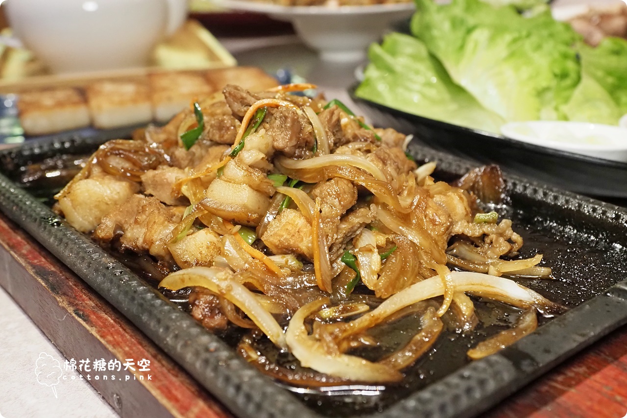 台中韓式料理推薦|親水河畔藏在住宅區道地韓國人蔘雞.泡菜鍋都推推