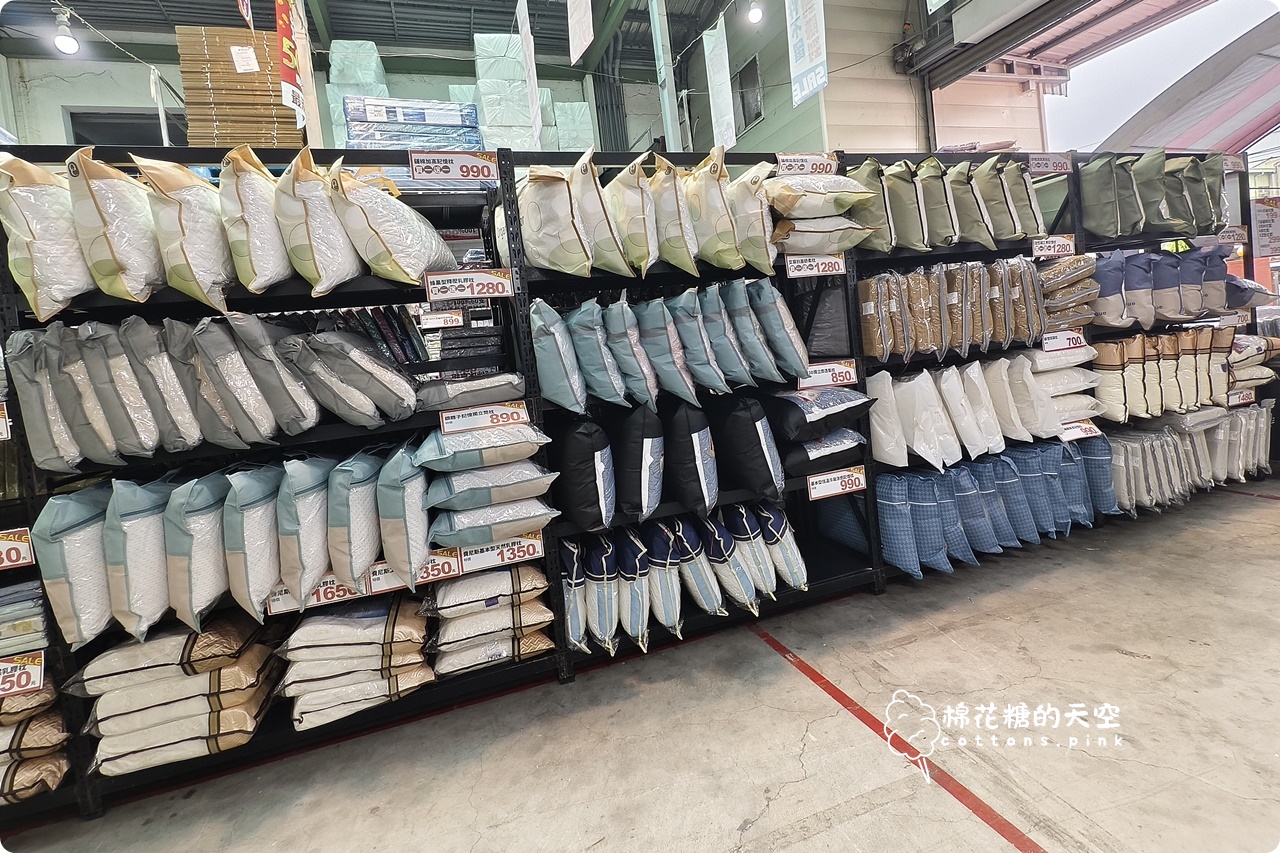 台中工廠倉庫清倉又一間！NG品區只能現金，5/11前都可以來挖寶
