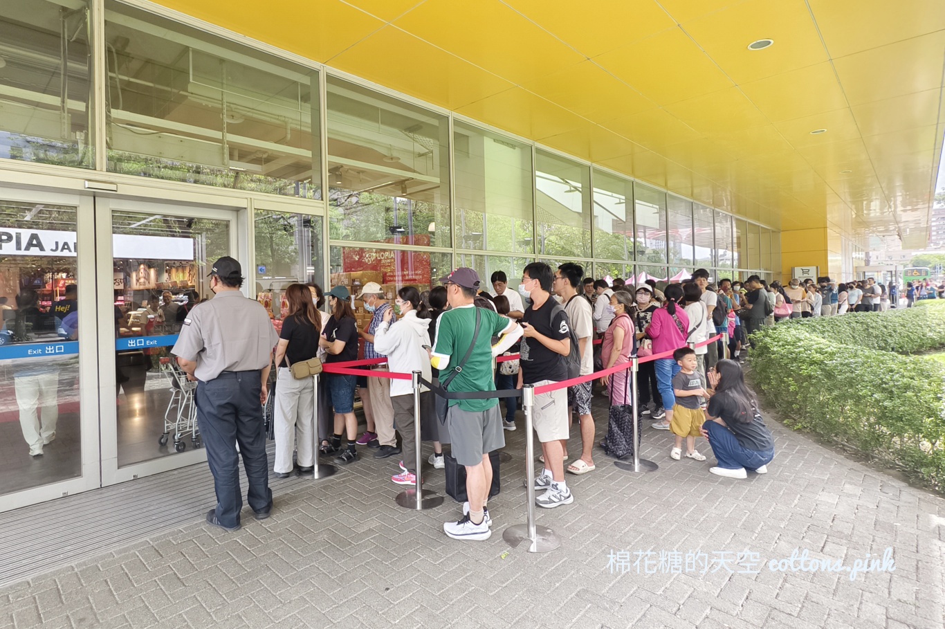 IKEA塞爆！LOPIA日本超市最新分店開幕人潮大爆發！