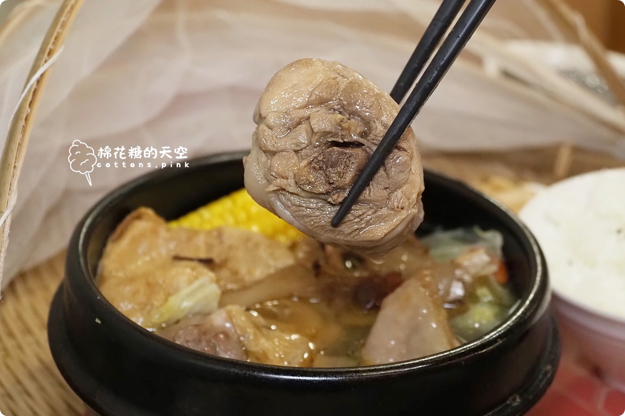 台中聚餐包場推薦|有春茶館最新菜單-經典麻油雞、魷魚螺肉蒜、蜜糖粳粽冰一次吃