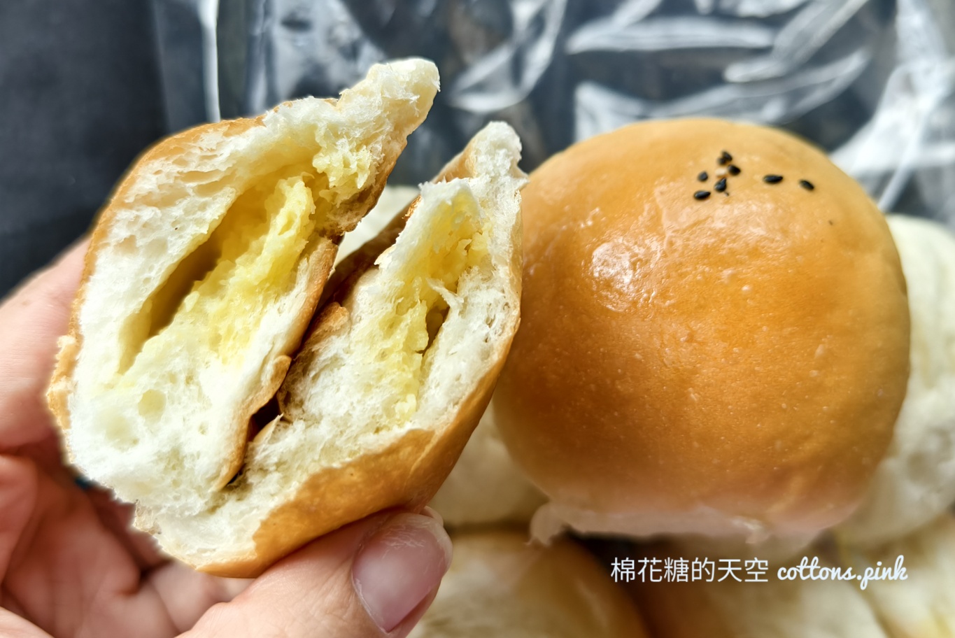 台中小餐包專賣店-福星食品行五種口味餐包一顆不到十元！