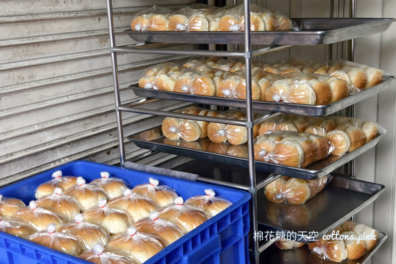 台中小餐包專賣店-福星食品行五種口味餐包一顆不到十元！