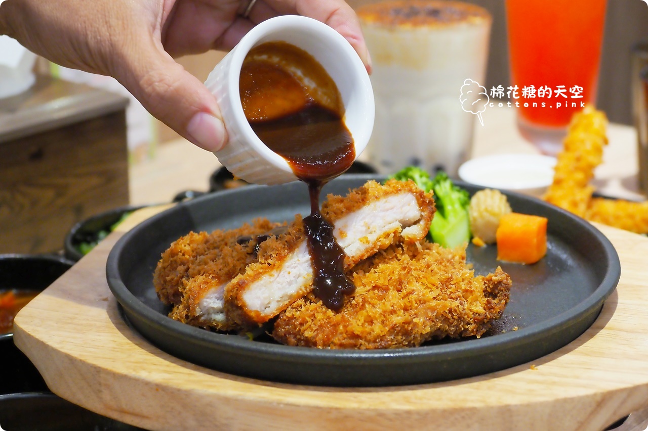 台中吃到飽-牛室炙燒牛排最新分店、元老分店重新開幕！自助吧選擇多