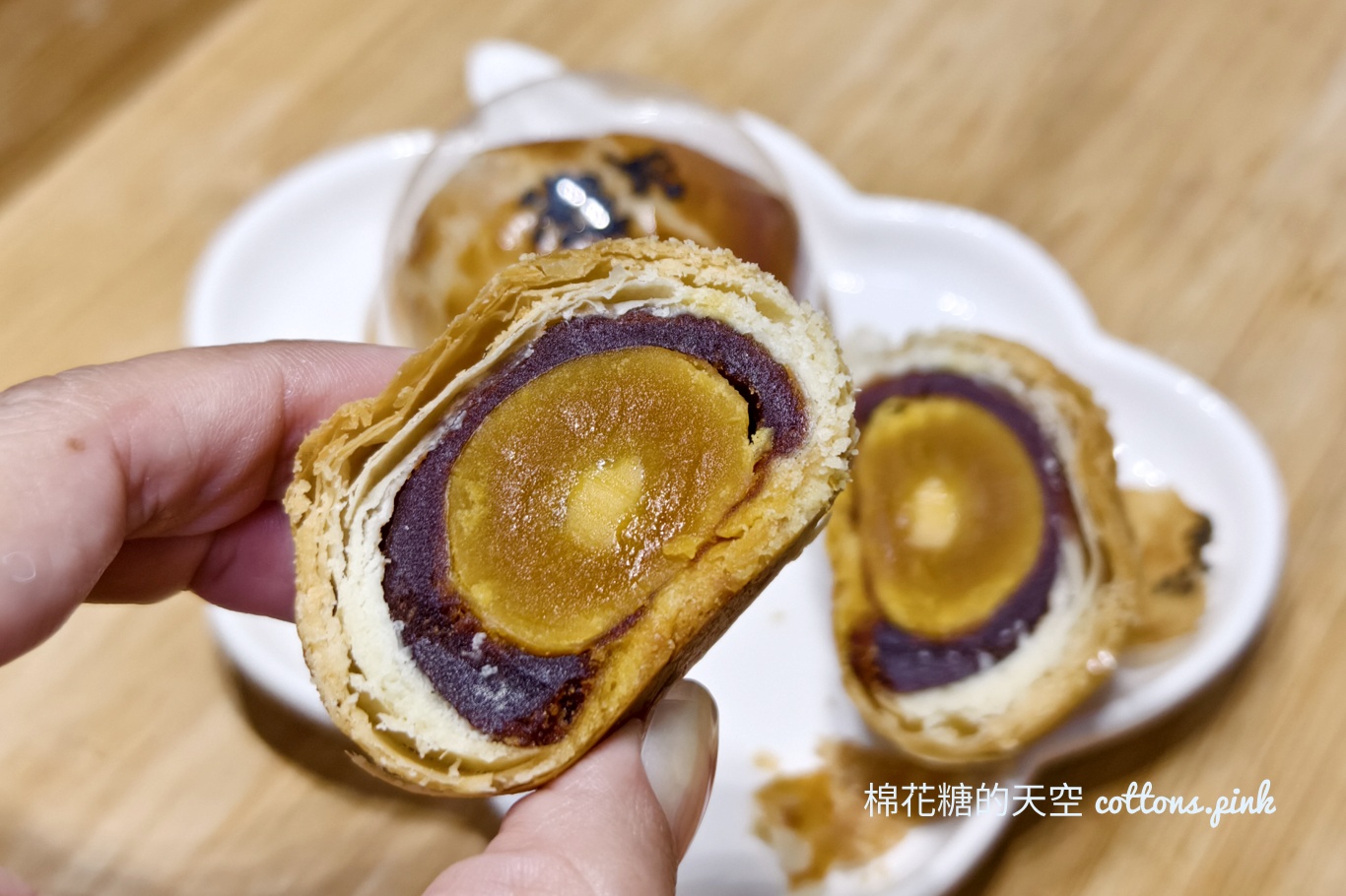 台中蛋黃酥推薦-拉波兒麵包~蛋黃酥讓台北朋友特別下來買