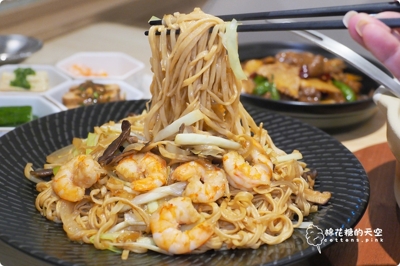 台中公益路商圈新亮點！GOGOGA 極上雞湯 創新中式料理根本雞湯界的愛馬仕