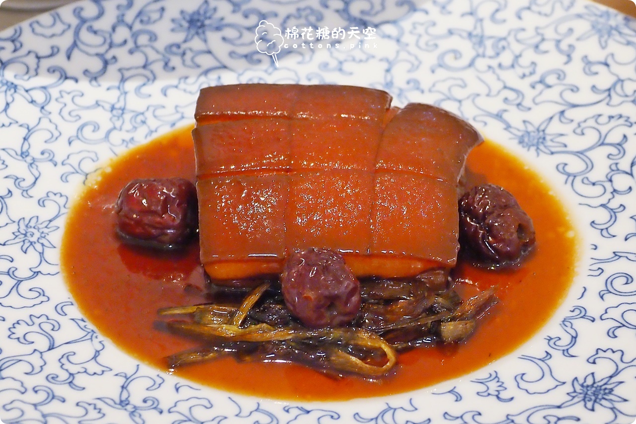 台中公益路商圈新亮點！GOGOGA 極上雞湯 創新中式料理根本雞湯界的愛馬仕